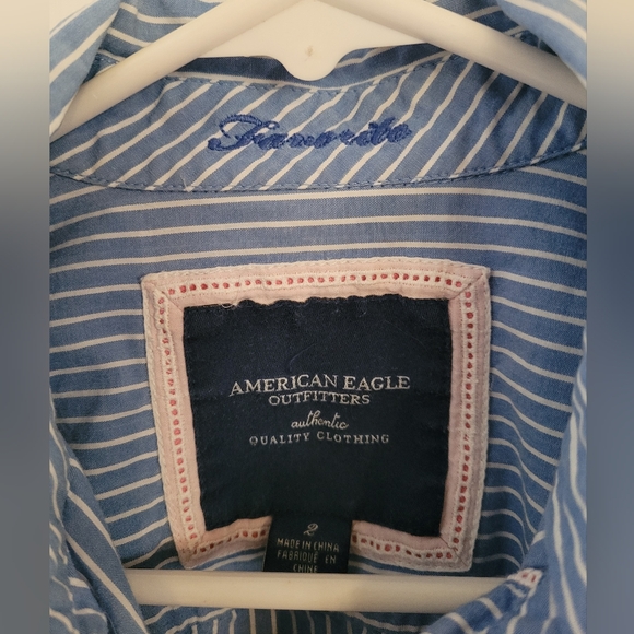 American Eagle size 2 button down - Picture 7 of 9